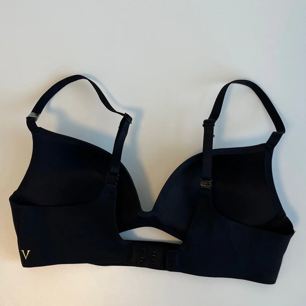 Victoria’s Secret Wireless Push-Up Bra Black 32B - Picture 4 of 8